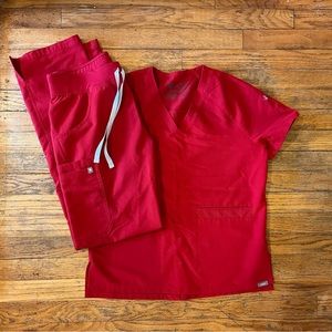 Figs red set (XS top, ST bottom)